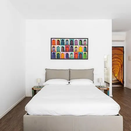 Largo Molina I By Wonderful Italy