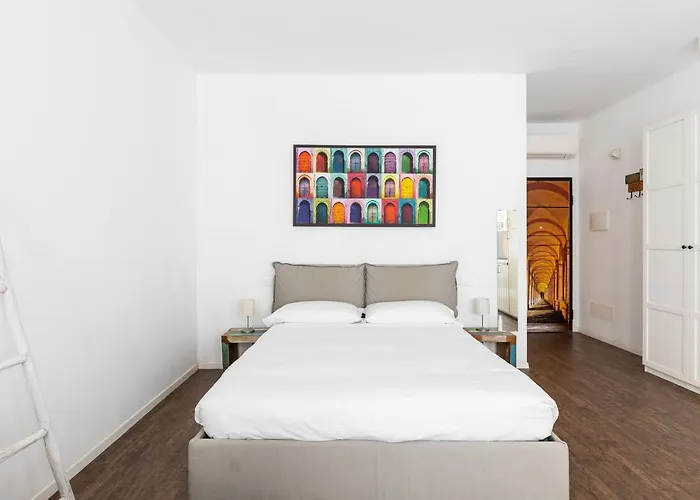 Largo Molina I By Wonderful Italy