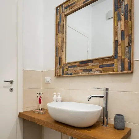 Apartment Largo Molina I By Wonderful Italy *