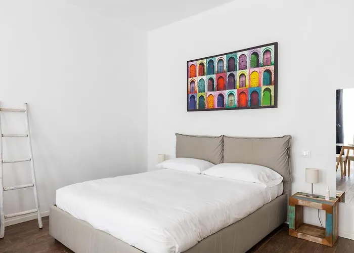 Largo Molina I By Wonderful Italy * Bolonia